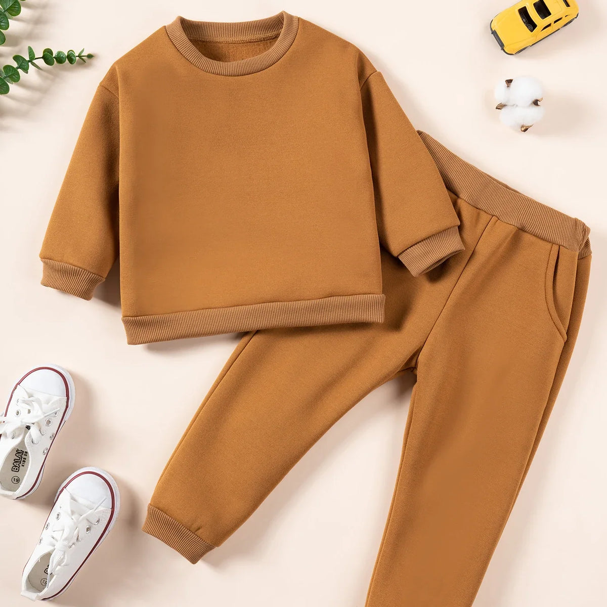 Pants and Sweatshirt Set in Cotton